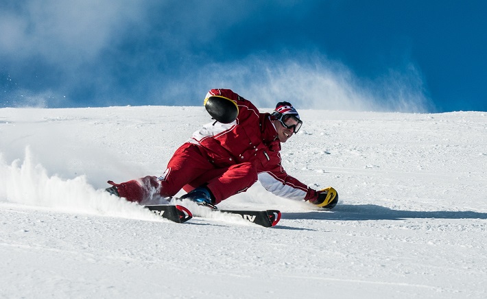 guy skiing