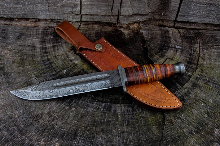 Tactical knife with wooden handle