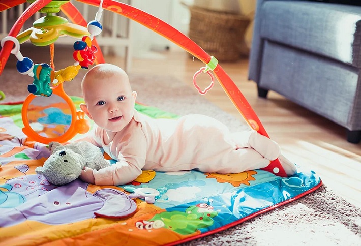 Baby activity mat