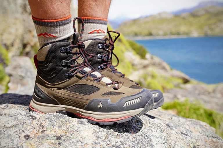 How to Choose the Right Type of Outdoor Shoes | The Suggested