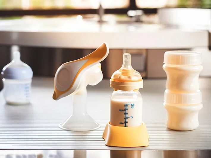 breast pump table